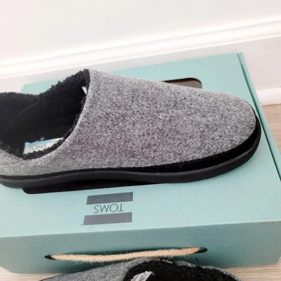 Toms Ezra Smoke Grey Repreve Felt Faux Fur Slip On Slippers House Shoes 6.5 - Picture 4 of 7